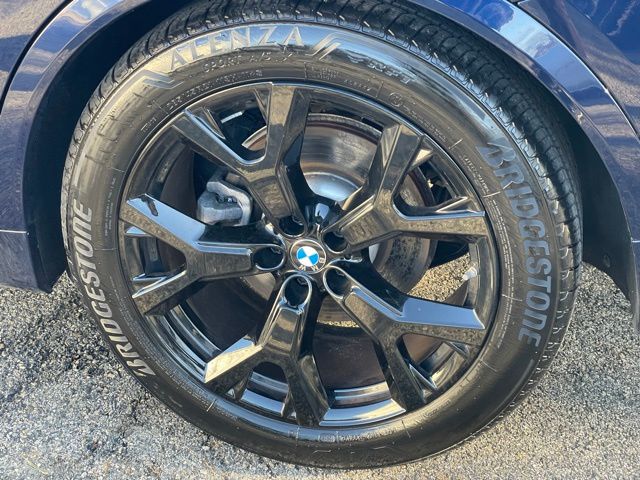 2026 BMW X7 40i - Photo 27