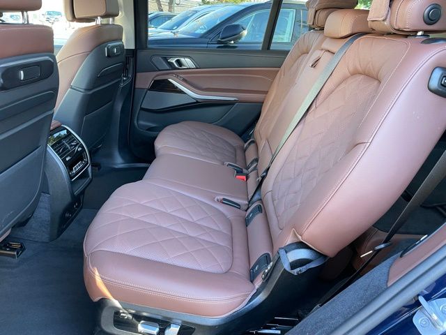 2026 BMW X7 40i - Photo 7