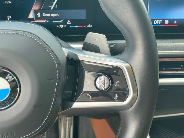 2025 BMW 7 Series 760i - Photo 18