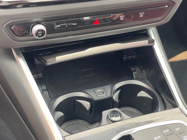 2023 BMW 3 Series 330i - Photo 21