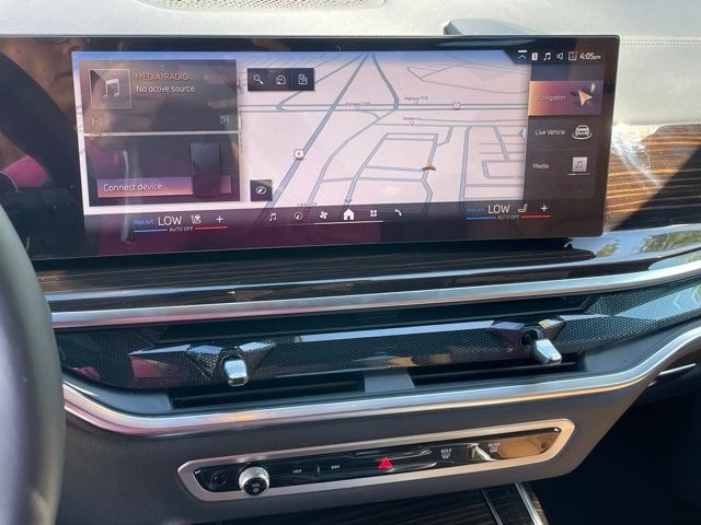 2026 BMW X7 40i - Photo 18
