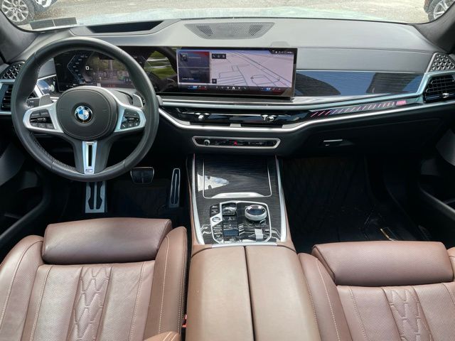 2024 BMW X7 M60i - Photo 9
