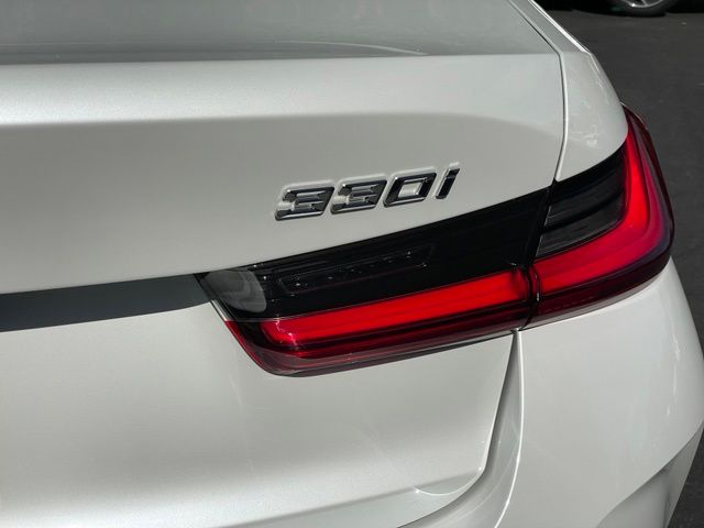 2023 BMW 3 Series 330i - Photo 28