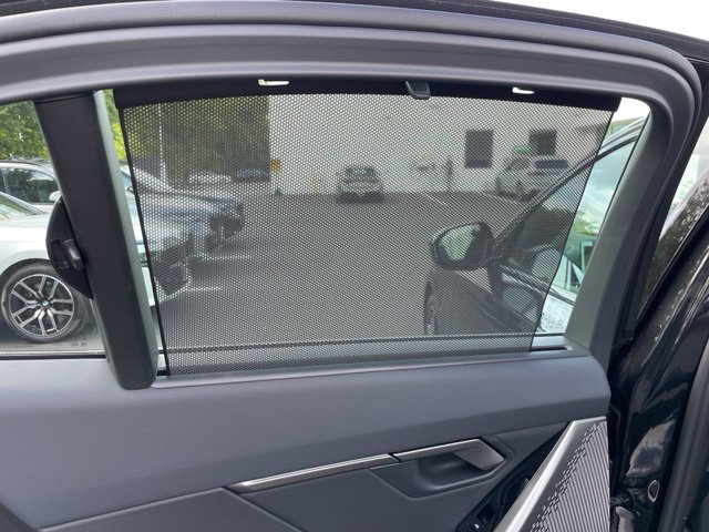 2026 BMW 5 Series 550e - Photo 26