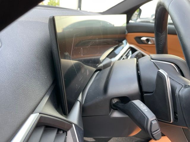 2023 BMW 3 Series 330i - Photo 17