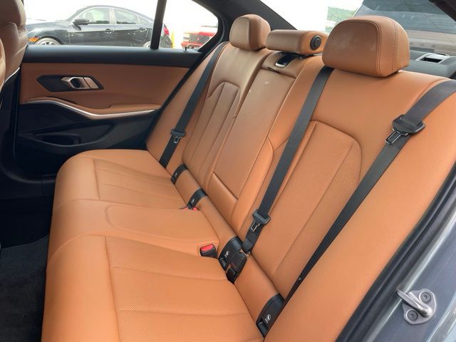 2023 BMW 3 Series 330i - Photo 7
