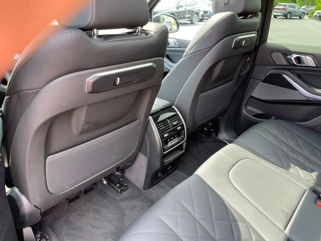2026 BMW X5 40i - Photo 8