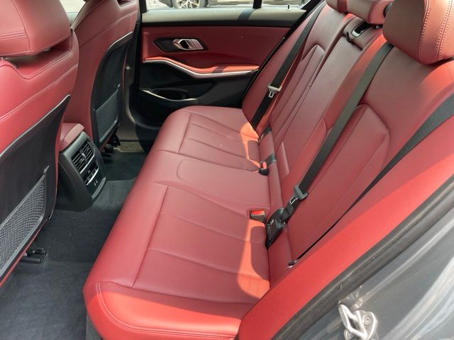 2023 BMW 3 Series 330i - Photo 7