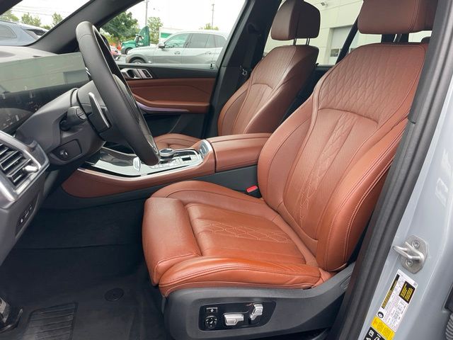 2024 BMW X5 M60i - Photo 6