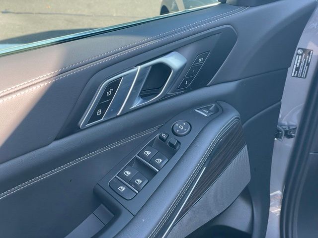 2026 BMW X5 40i - Photo 12