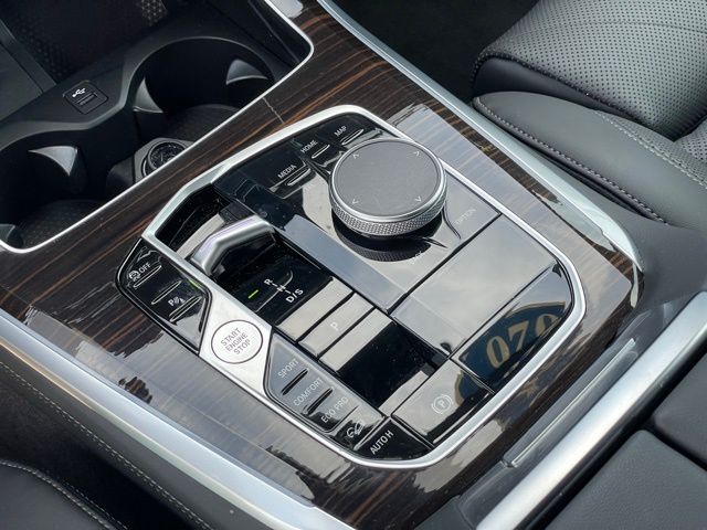 2026 BMW X5 40i - Photo 24
