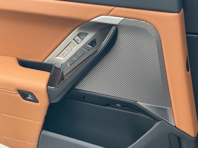 2026 BMW 7 Series 740i - Photo 14