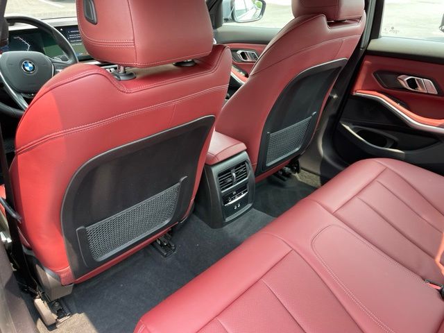 2023 BMW 3 Series 330i - Photo 8