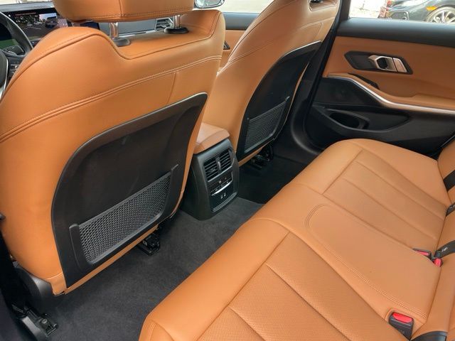2023 BMW 3 Series 330i - Photo 8