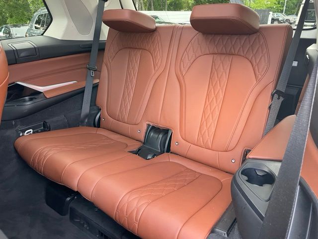2023 BMW X7 40i - Photo 8