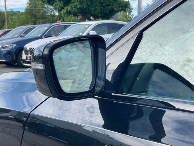 2023 BMW 3 Series 330i - Photo 29