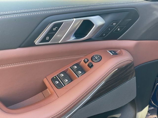2026 BMW X5 40i - Photo 13