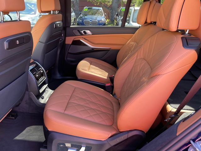 2026 BMW X7 40i - Photo 6