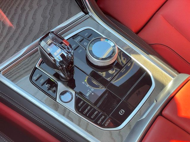 2026 BMW 8 Series 840i - Photo 22