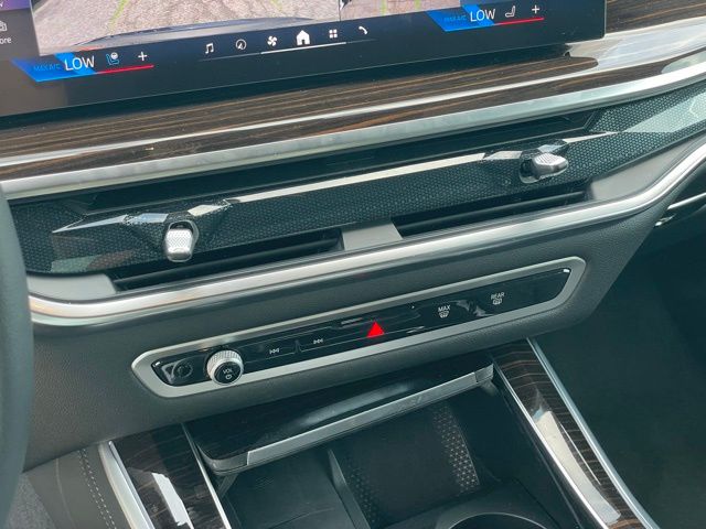 2026 BMW X5 40i - Photo 22
