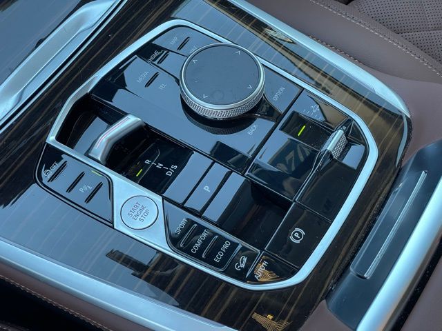 2026 BMW X7 40i - Photo 23