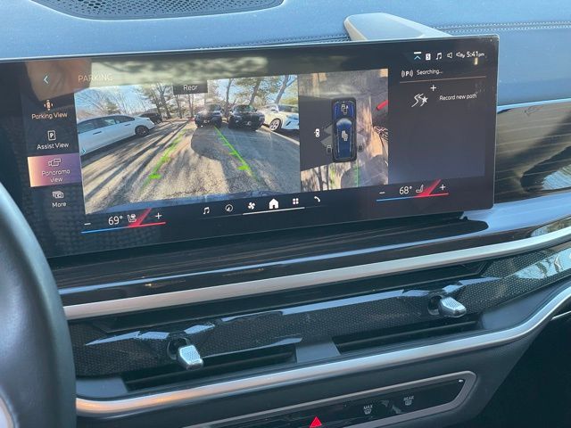 2026 BMW X7 40i - Photo 21
