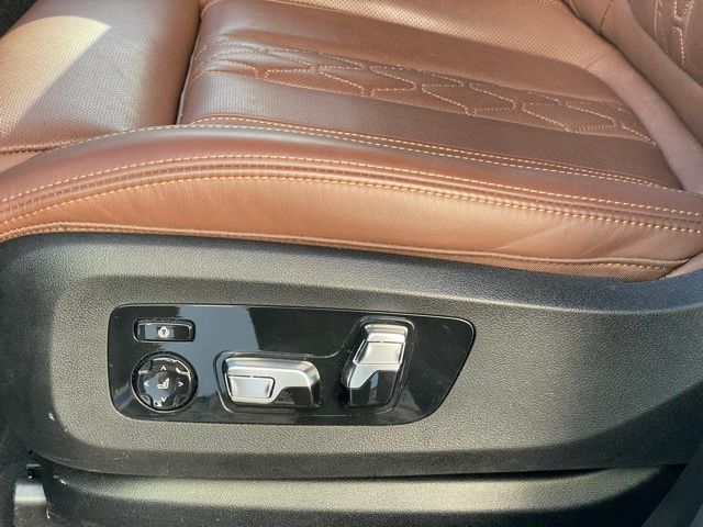 2026 BMW X5 40i - Photo 15