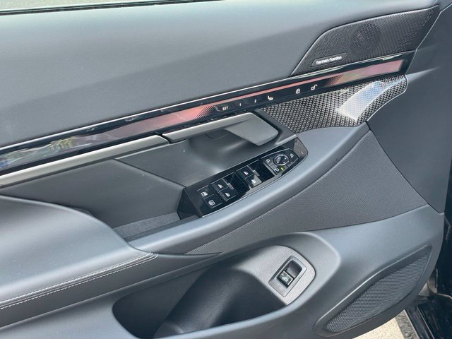 2026 BMW 5 Series 550e - Photo 14