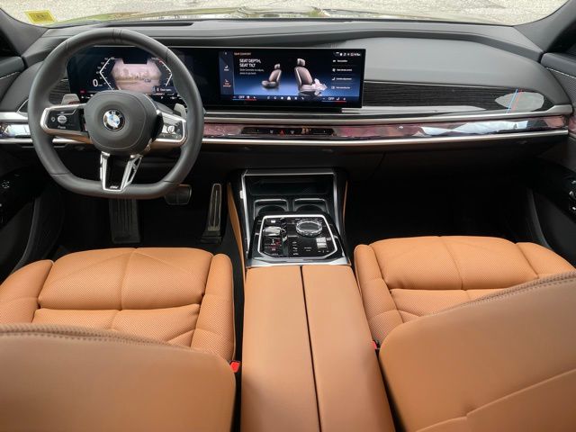 2026 BMW 7 Series 740i - Photo 13