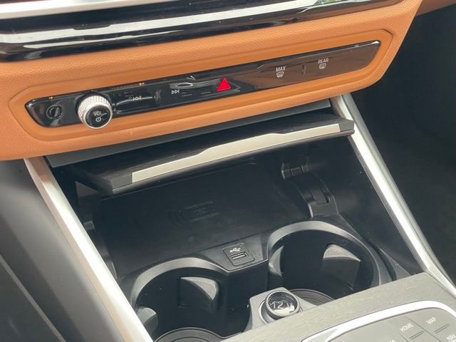 2024 BMW 3 Series 330i - Photo 21
