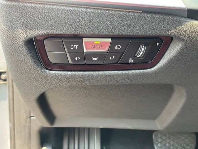 2023 BMW 3 Series 330i - Photo 14