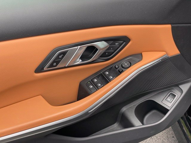 2023 BMW 3 Series 330i - Photo 11