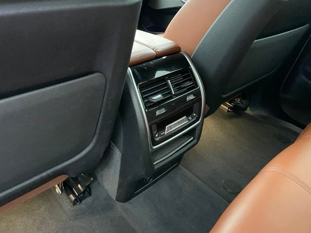 2024 BMW X5 M60i - Photo 8