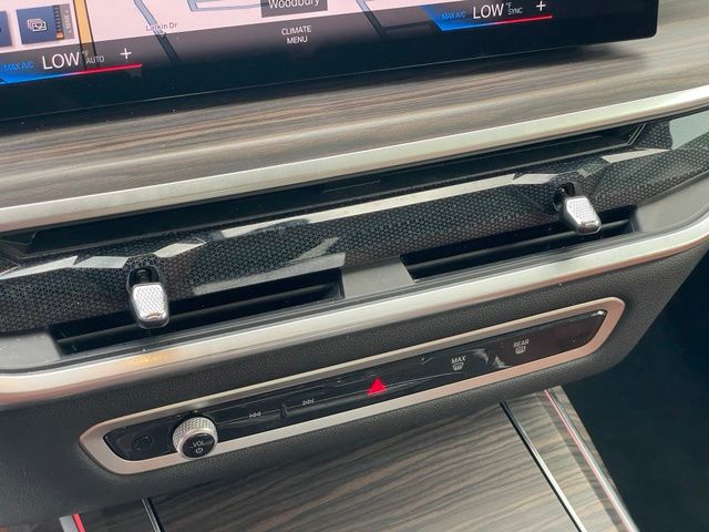 2023 BMW X7 40i - Photo 22