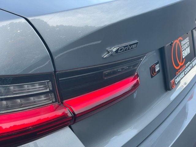 2023 BMW 3 Series 330i - Photo 33
