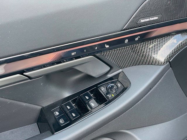 2026 BMW 5 Series 550e - Photo 13