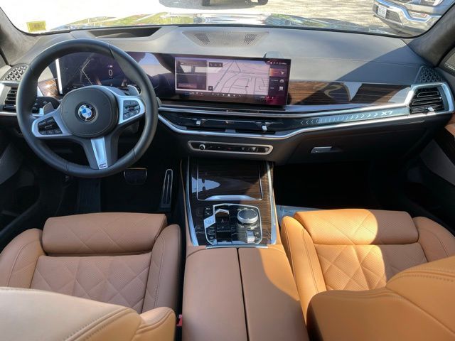 2026 BMW X7 40i - Photo 10
