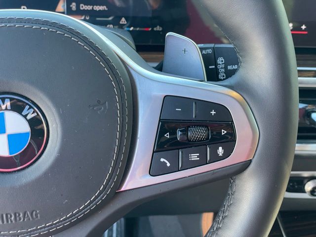 2026 BMW X7 40i - Photo 15