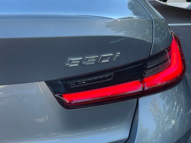2026 BMW 3 Series 330i - Photo 28