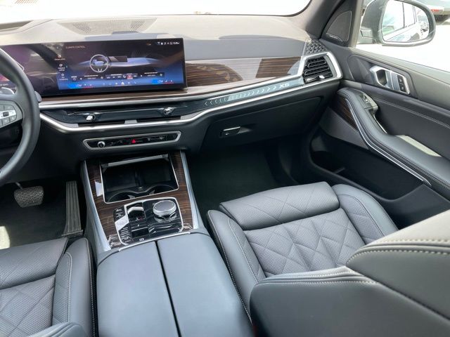2026 BMW X5 40i - Photo 10
