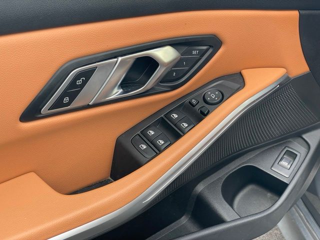 2023 BMW 3 Series 330i - Photo 12