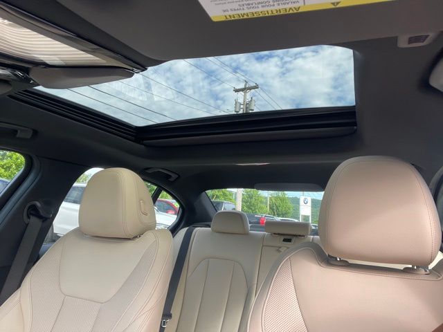 2023 BMW 3 Series 330i - Photo 26