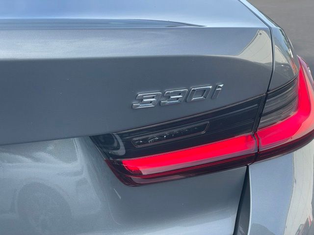 2023 BMW 3 Series 330i - Photo 31