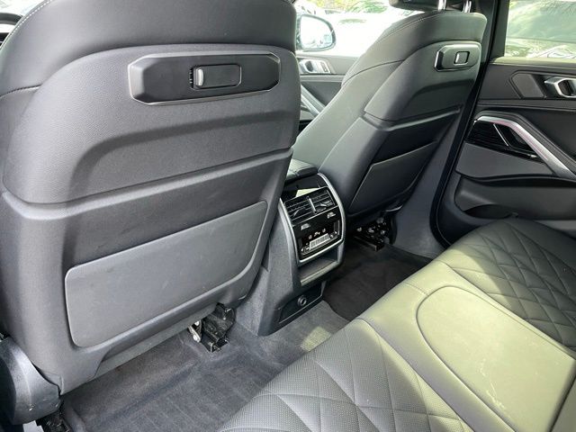 2024 BMW X6 40i - Photo 8