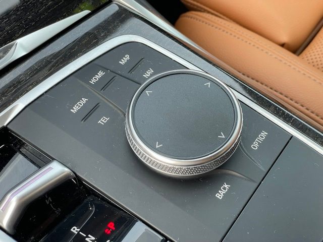 2023 BMW 3 Series 330i - Photo 23