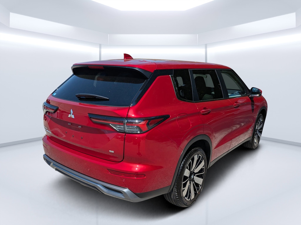 New 2025 Mitsubishi Outlander SE SUV