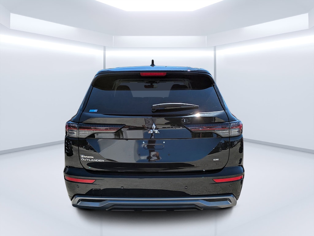 New 2025 Mitsubishi Outlander SE SUV