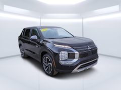 2025 Mitsubishi Outlander PHEV SE SUV