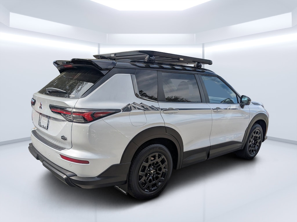 New 2026 Mitsubishi Outlander Trail Edition SUV