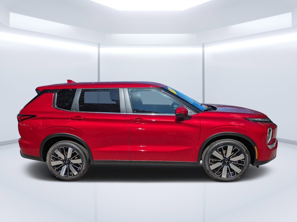 New 2025 Mitsubishi Outlander SE SUV